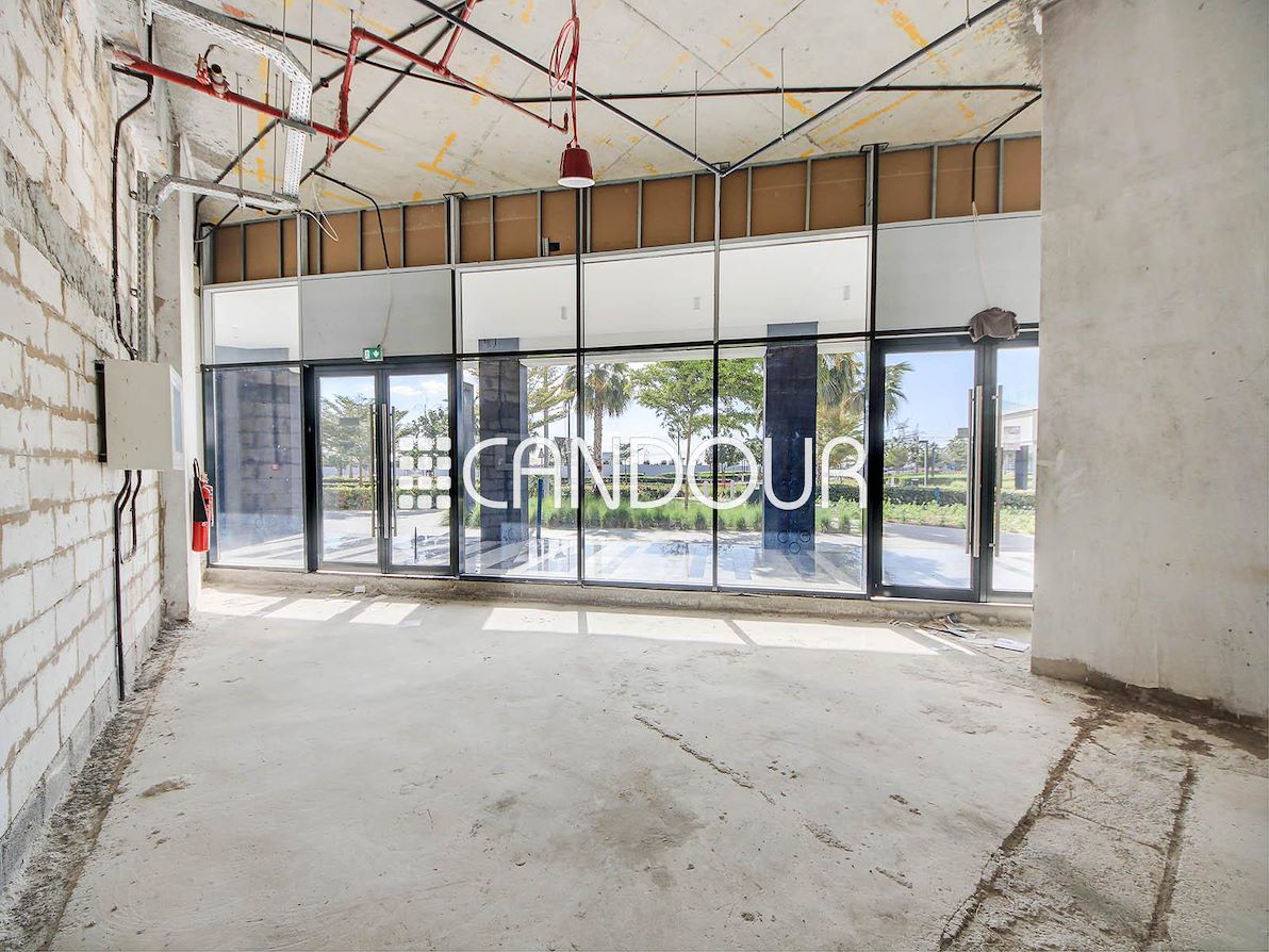 Retail for rent in azizi riviera 15 at 250,000 AED per year