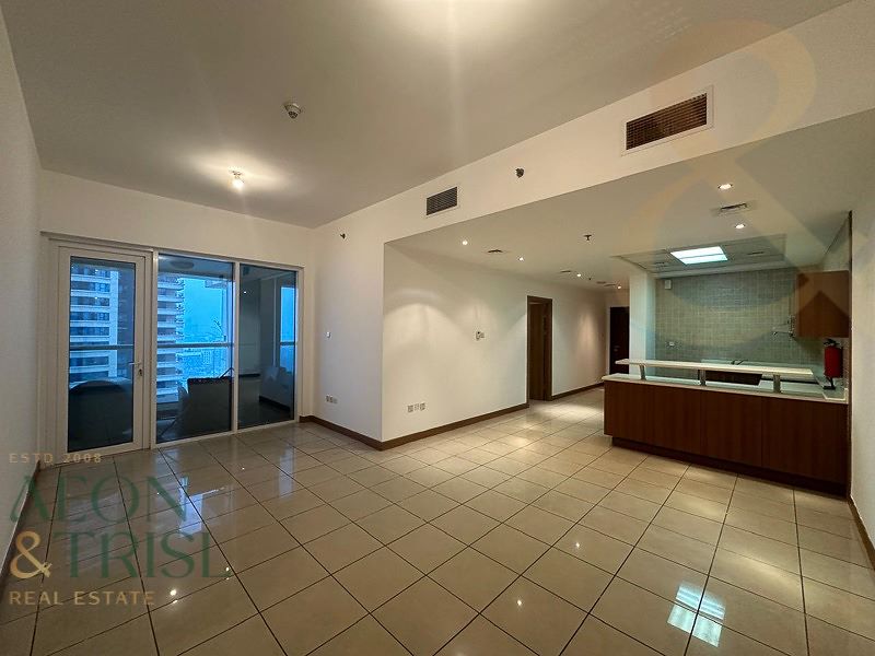 1 bedroom Apartment for rent in sulafa tower at 75,000 AED per year