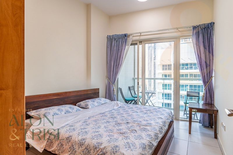 2 bedroom Apartment for rent in marina view tower a at 130,000 AED per year
