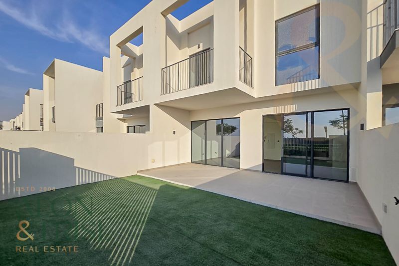 3 bedroom Villa for rent in Eden at 150,000 AED per year