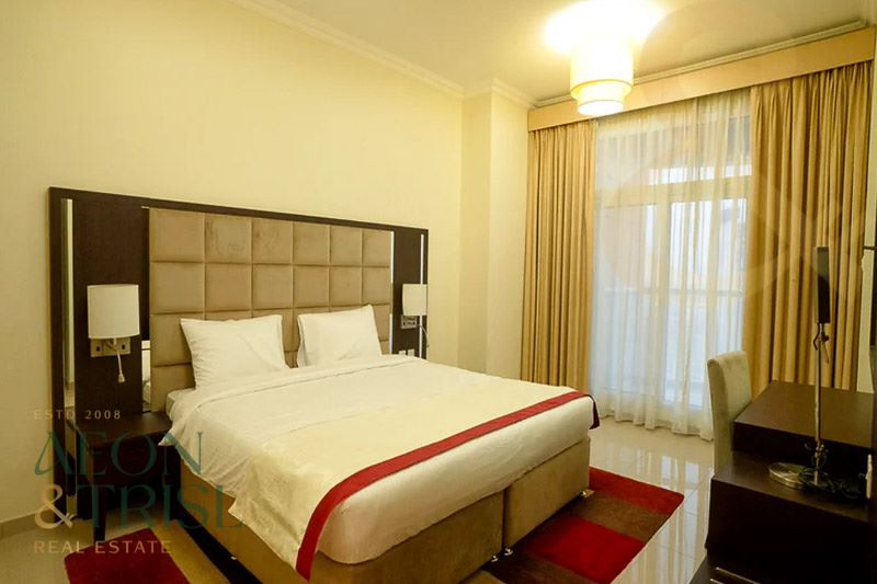 2 bedroom Apartment for rent in siraj tower at 110,000 AED per year