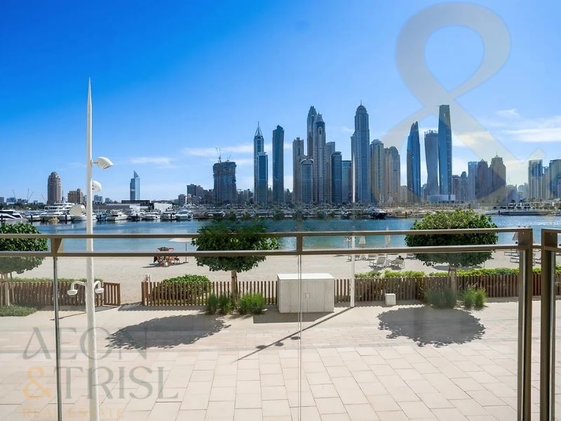 3 bedroom Apartment for rent in marina vista at 500,000 AED per year