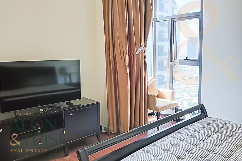 1 bedroom Apartment for rent in green lakes 2 at 100,000 AED per year