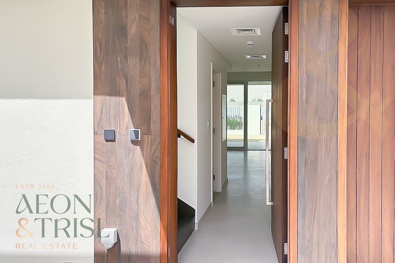 3 bedroom Villa for rent in Talia at 150,000 AED per year