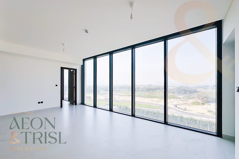 2 bedroom Apartment for rent in the crest tower a at 180,000 AED per year
