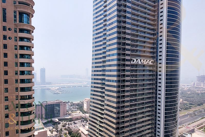 2 bedroom Apartment for rent in sulafa tower at 115,000 AED per year