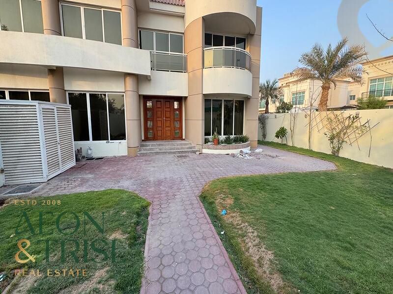 4 bedroom Villa for rent in 12 villas at 375,000 AED per year