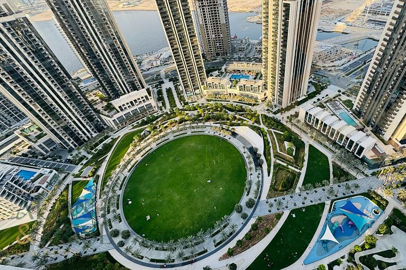 1 bedroom Apartment for rent in creek horizon tower 1 at 105,000 AED per year