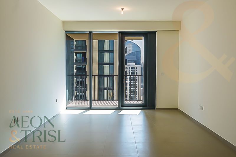 2 bedroom Apartment for rent in blvd heights tower 1 at 220,000 AED per year