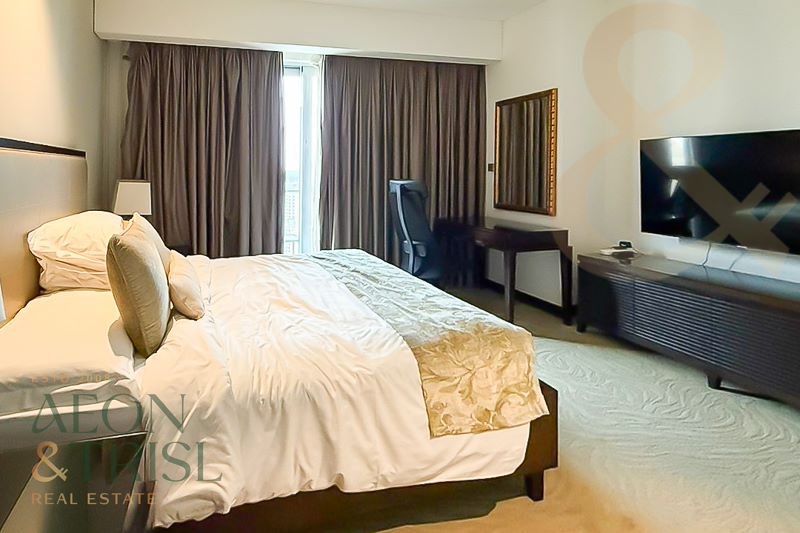 3 bedroom Apartment for rent in jw marriott hotel marina at 330,000 AED per year