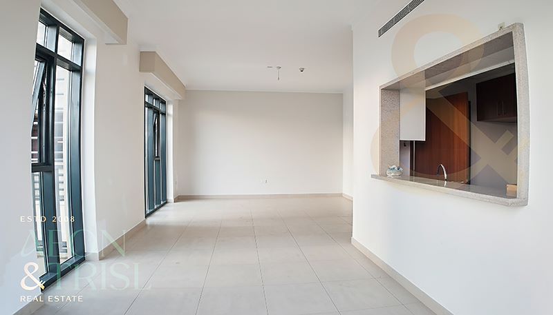 2 bedroom Apartment for rent in vida residence 3 at 200,000 AED per year