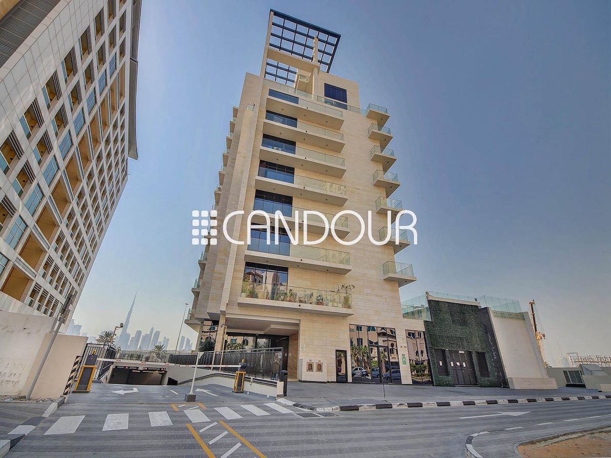 Shop for rent in al jaddaf at 320,000 AED per year