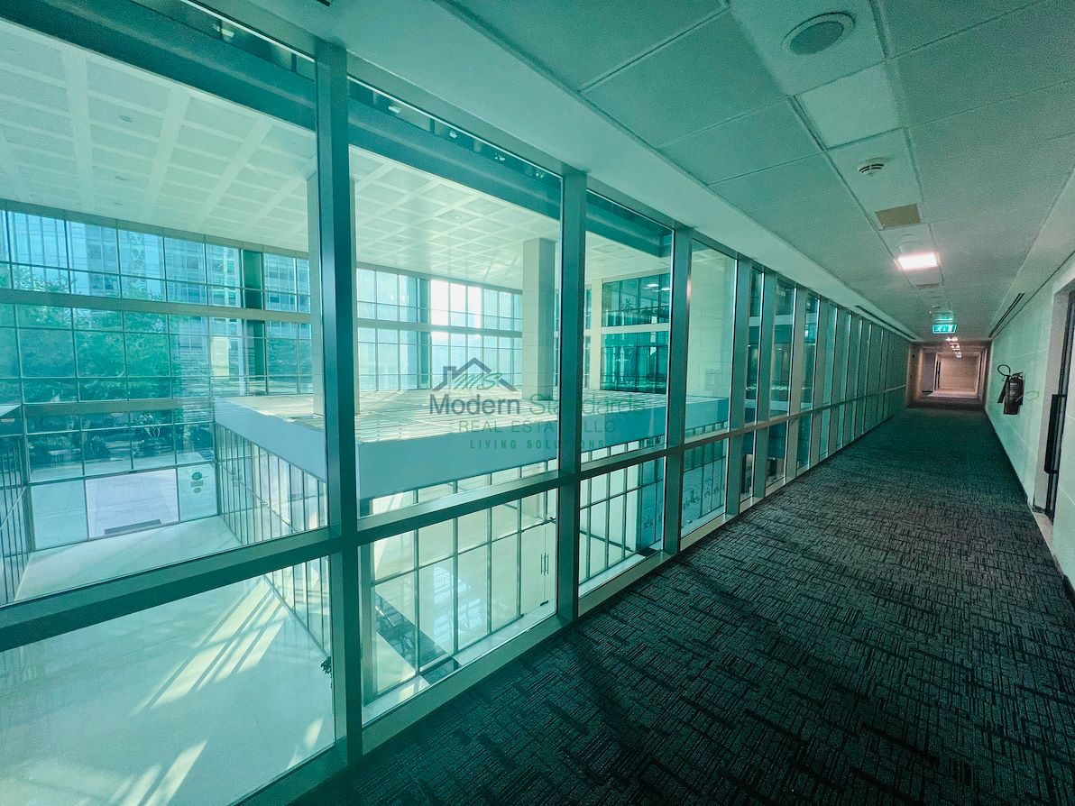 Office for rent in liberty house at 450,000 AED per year
