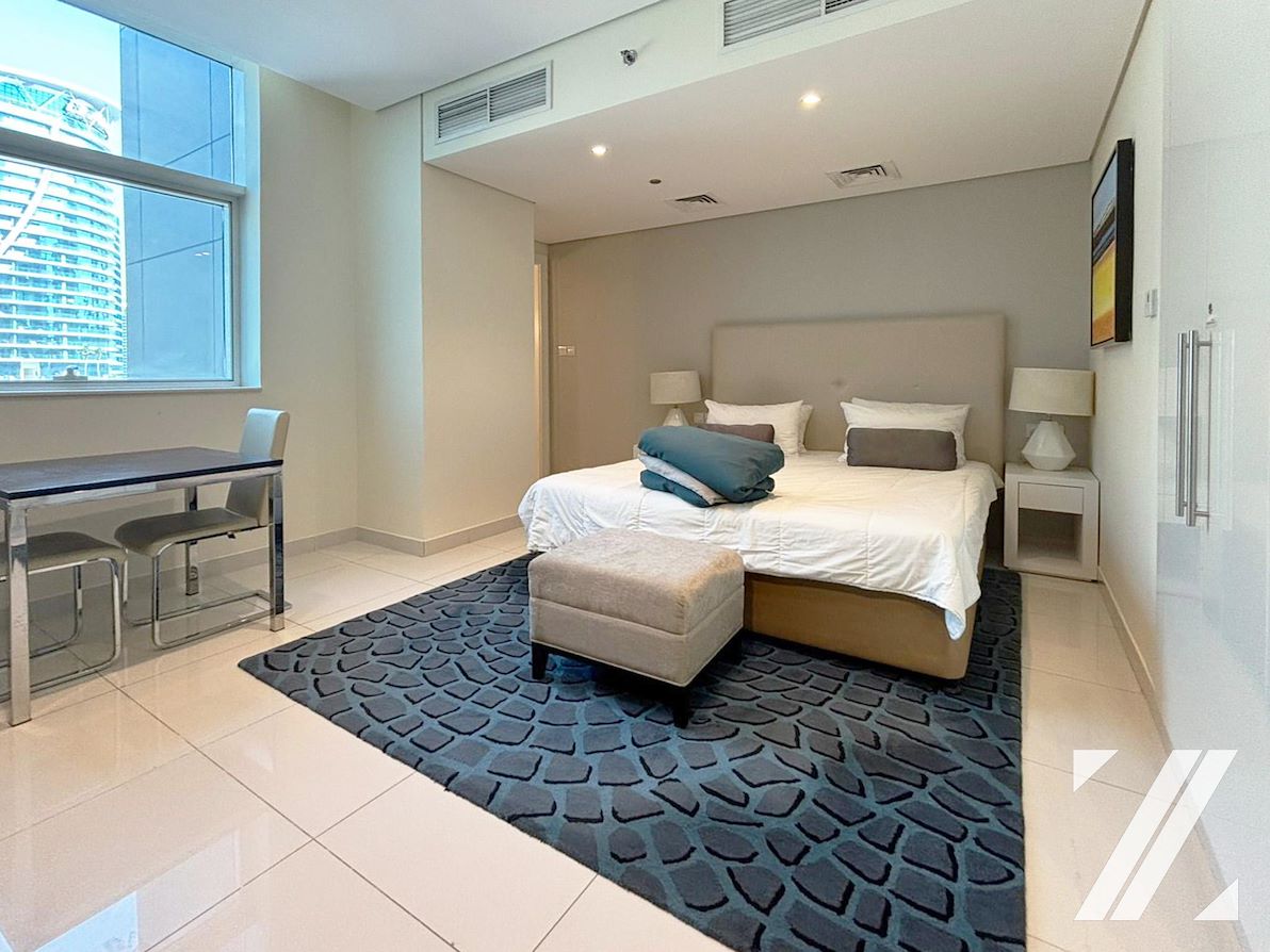 Studio Apartment for rent in the cosmopolitan at 70,000 AED per year