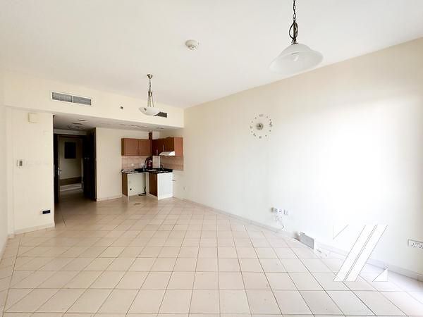 Studio Apartment for rent in lago vista b at 40,000 AED per year