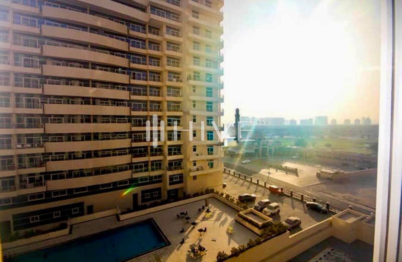 1 bedroom Apartment for rent in royal residence 2 at 60,000 AED per year
