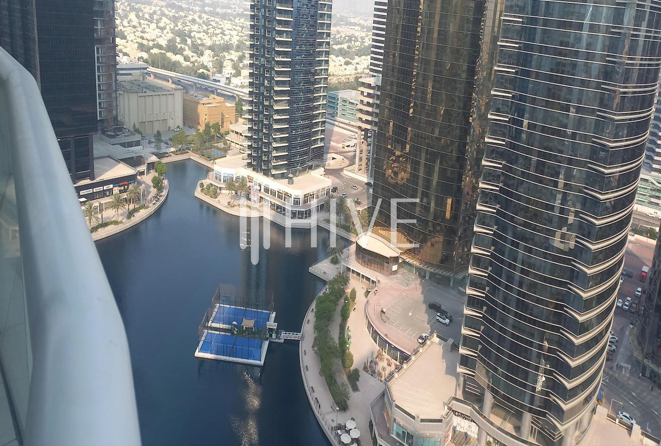 2 bedroom Apartment for rent in lake terrace at 150,000 AED per year