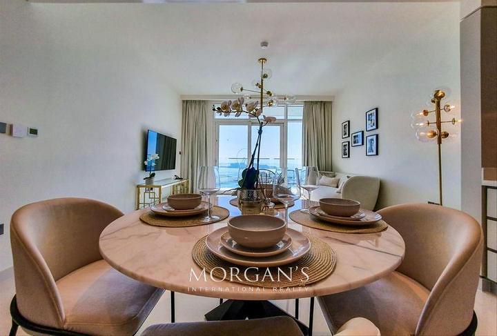 2 bedroom Apartment for rent in sunrise bay at 250,000 AED per year