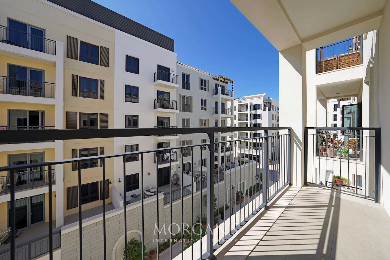 1 bedroom Apartment for rent in la rive building 4 at 125,000 AED per year