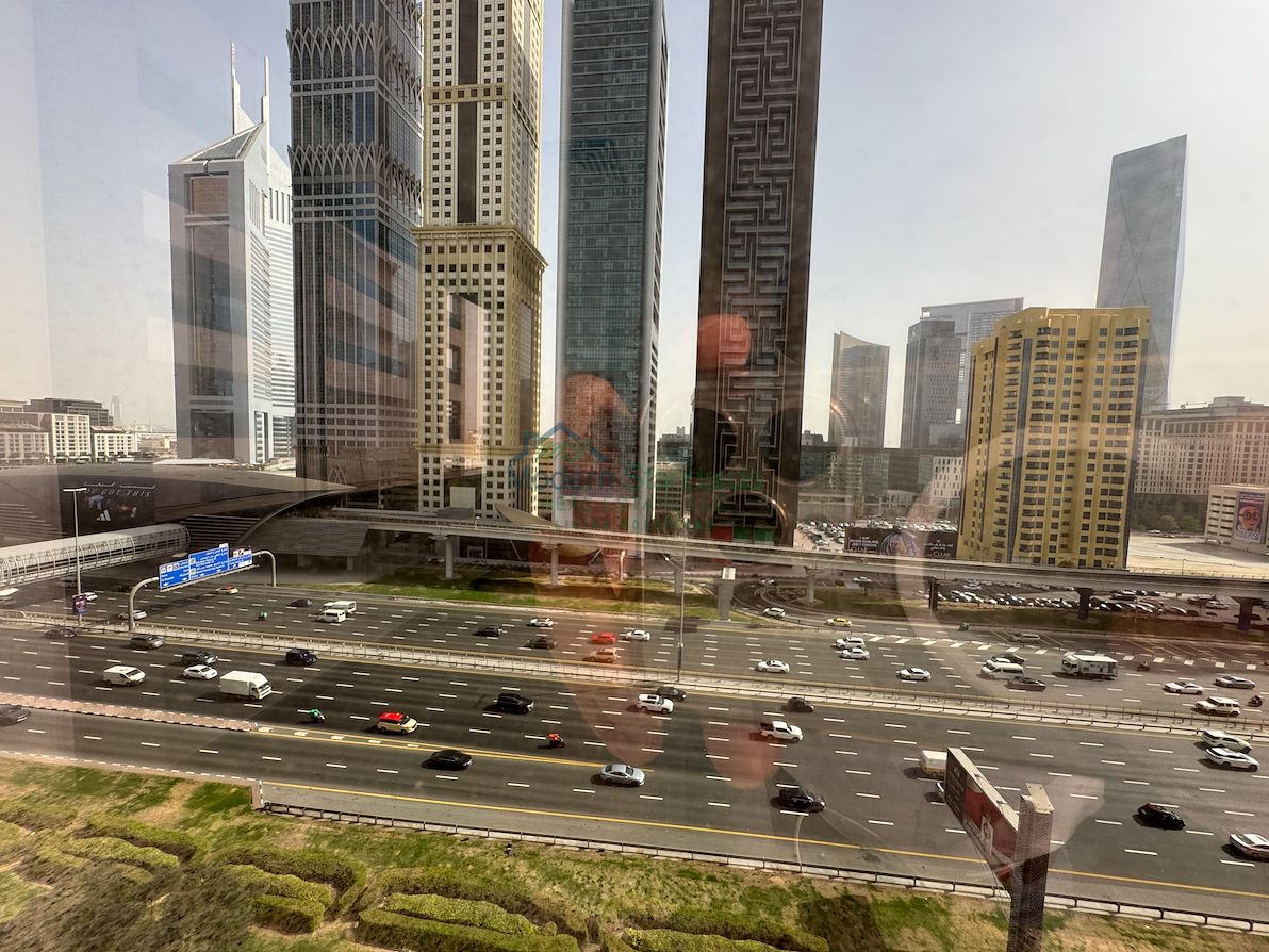 Office for rent in al moosa tower 1 at 404,580 AED per year