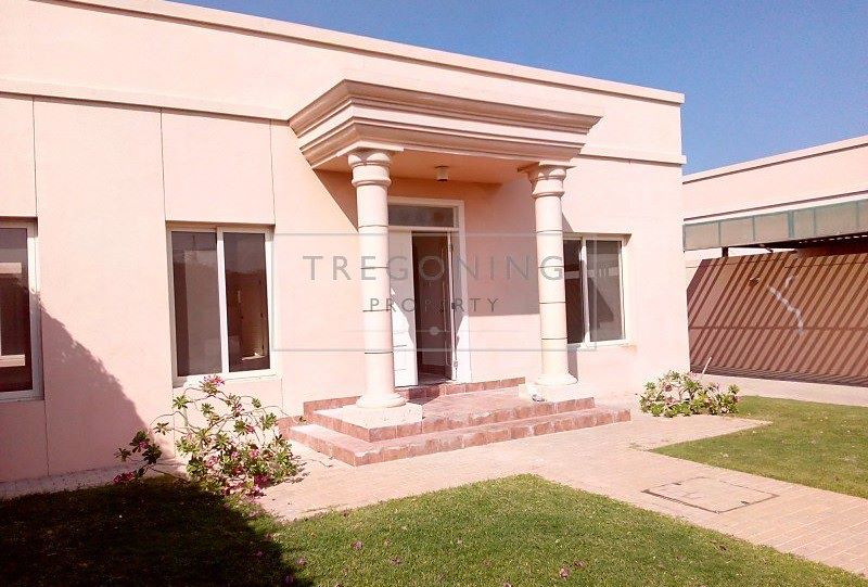 3 bedroom Villa for rent in umm suqeim 3 villas at 350,000 AED per year