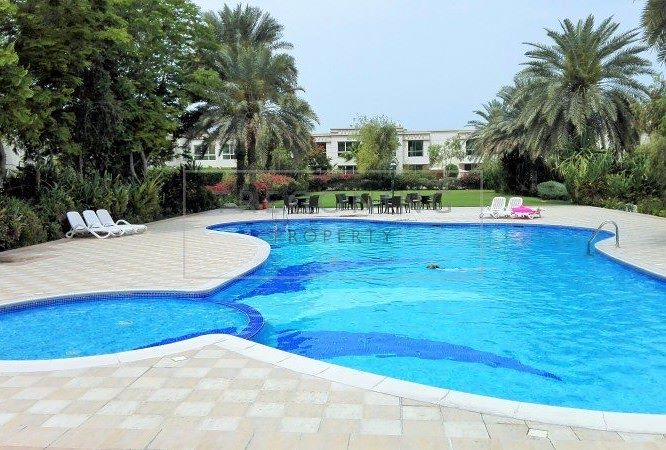 3 bedroom Villa for rent in umm suqeim 2 villas at 420,000 AED per year