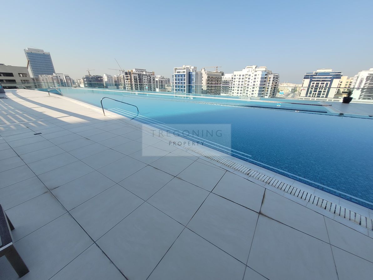 2 bedroom Apartment for rent in park place towers at 120,000 AED per year